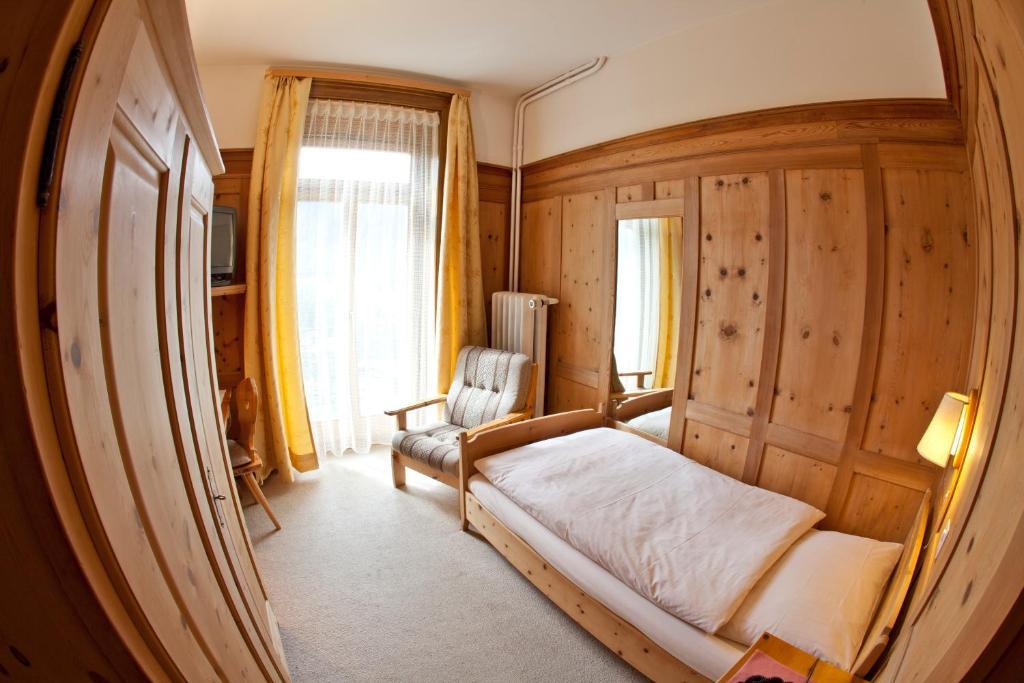 Hotel Post Pontresina Szoba fotó