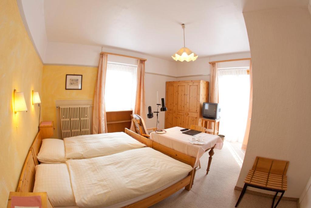 Hotel Post Pontresina Szoba fotó