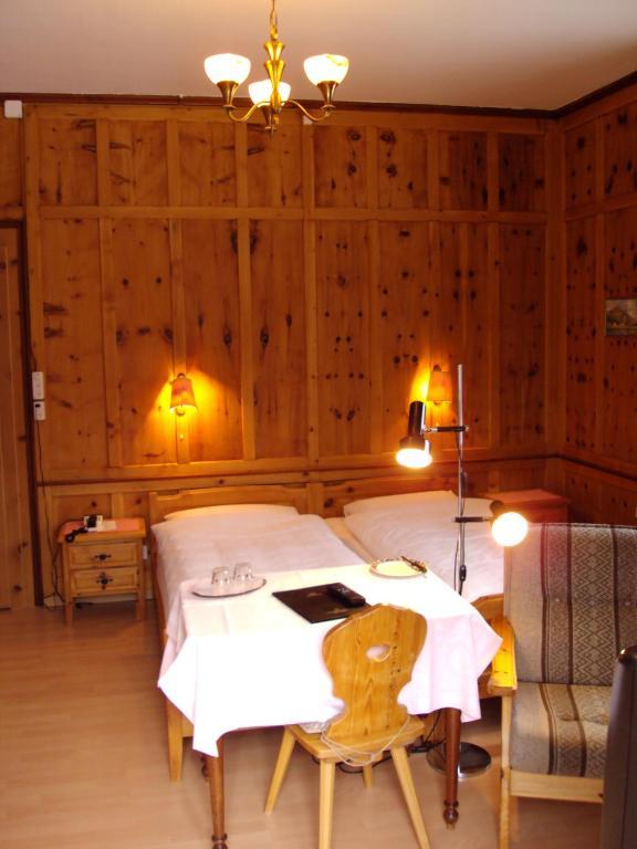 Hotel Post Pontresina Szoba fotó
